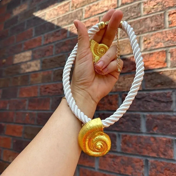 Gold Seashell Necklace And Earrings Set - Picture 6 of 15